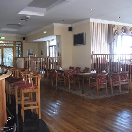 Hotel Broadhaven Bay
